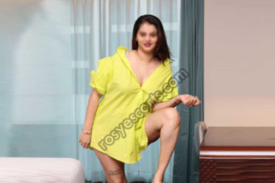 Escorts Available near Five Star Hotel Delhi