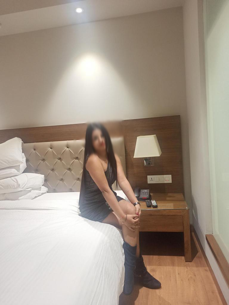 Call girls in Delhi Gate